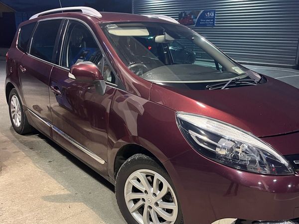 Renault Grand Scenic MPV, Diesel, 2016, Red
