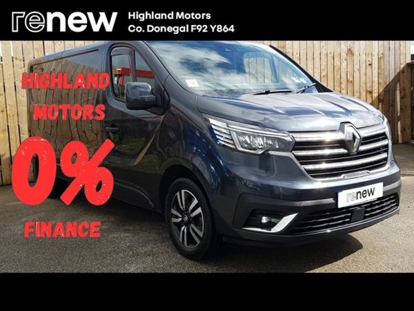 Renault Trafic MPV, Diesel, 2024, Grey