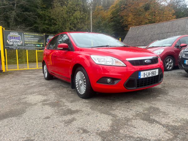 Ford Focus Hatchback, Diesel, 2011, Red