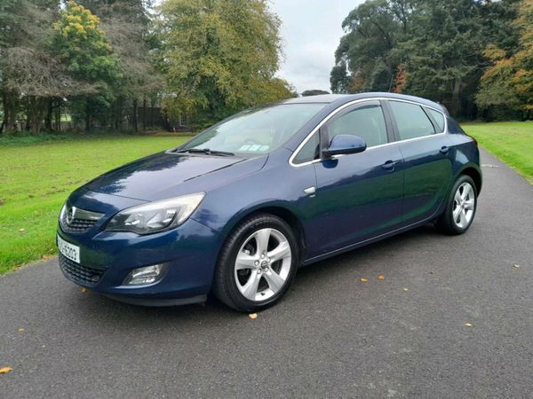 Opel Astra MPV, Diesel, 2013, Blue