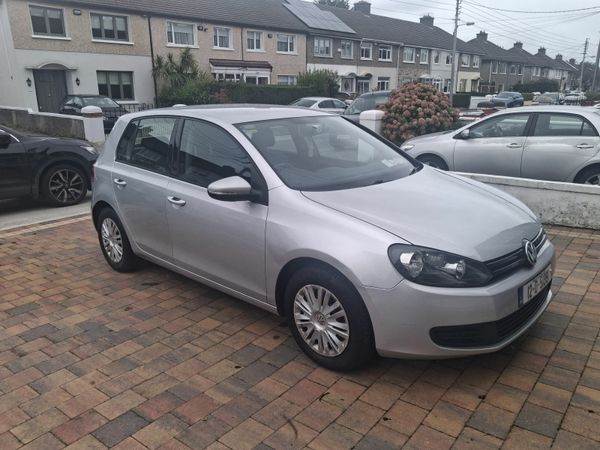 Volkswagen Golf Hatchback, Petrol, 2012, Silver
