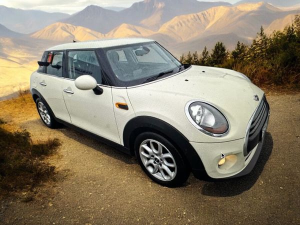 Mini Cooper Hatchback, Diesel, 2016, White