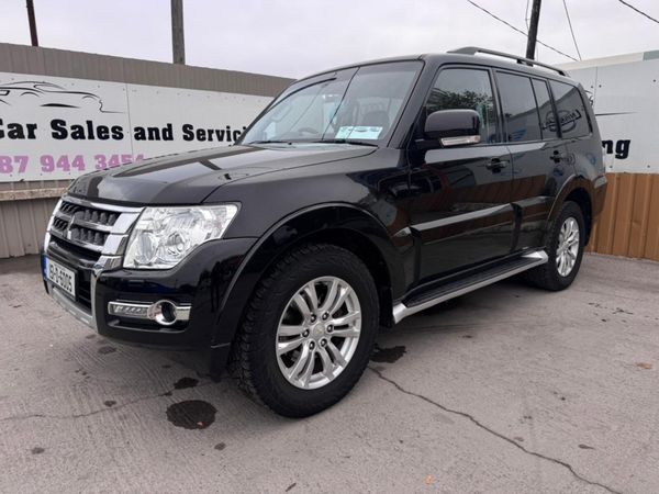 Mitsubishi Pajero SUV, Diesel, 2015, Black