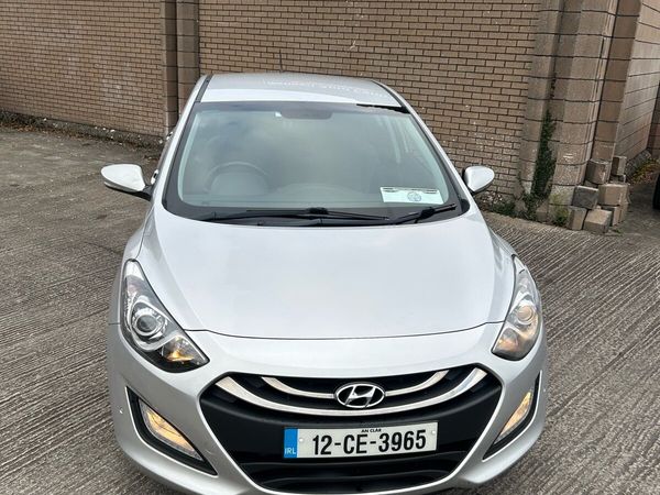 Hyundai i30 Hatchback, Petrol, 2012, Silver