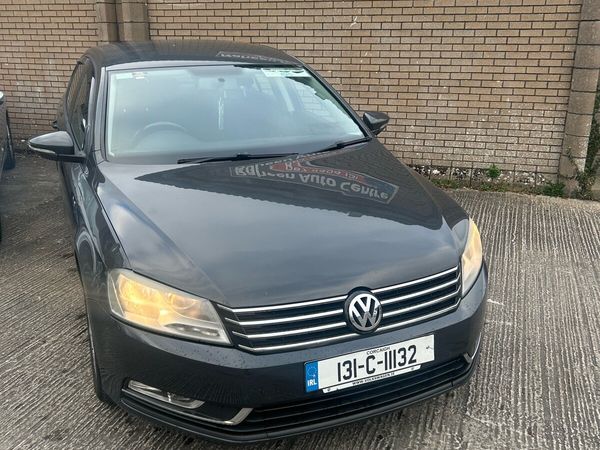 Volkswagen Passat Saloon, Diesel, 2013, Grey