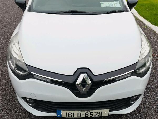 Renault Clio Hatchback, Petrol, 2016, White