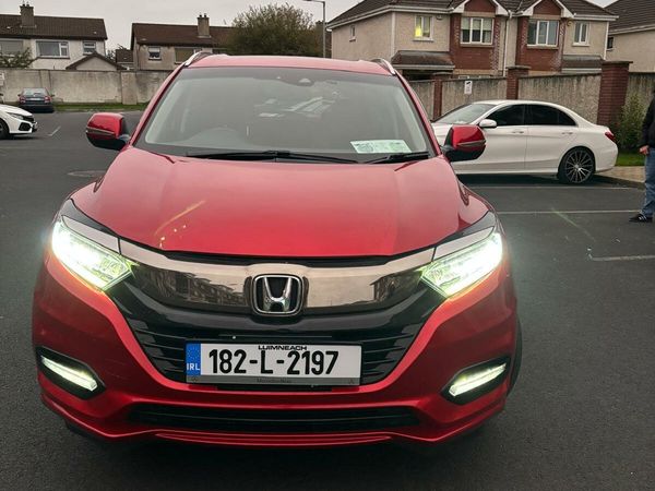 Honda Vezel Estate, Petrol Hybrid, 2018, Red