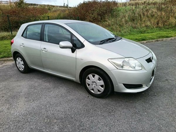 Toyota Auris Hatchback, Petrol, 2007, Silver