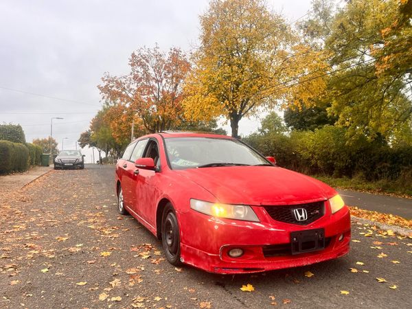 Honda Accord Estate, Diesel, 2004, Red