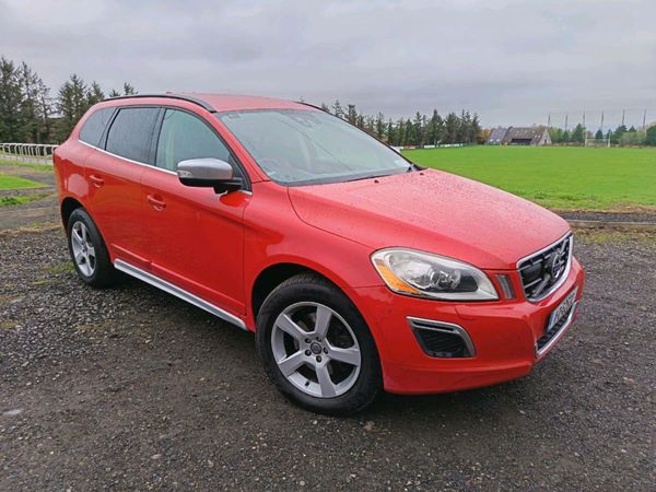 Volvo XC60 SUV, Diesel, 2011, Red