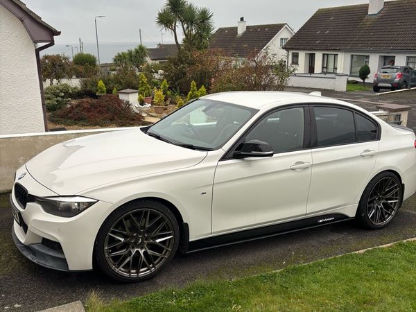 BMW 3-Series Saloon, Diesel, 2014, White