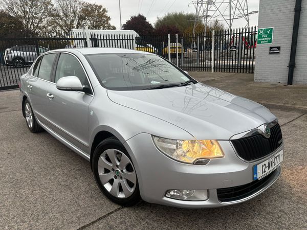 Skoda Superb Saloon, Diesel, 2012, Silver