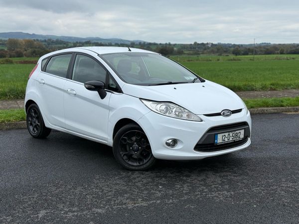 Ford Fiesta Hatchback, Petrol, 2012, White