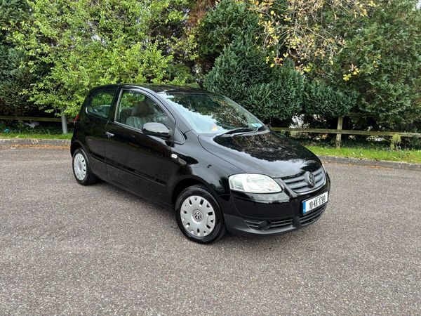 Volkswagen Fox Hatchback, Petrol, 2010, Black