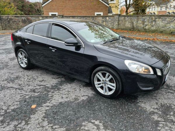 Volvo S60 Saloon, Diesel, 2011, Black