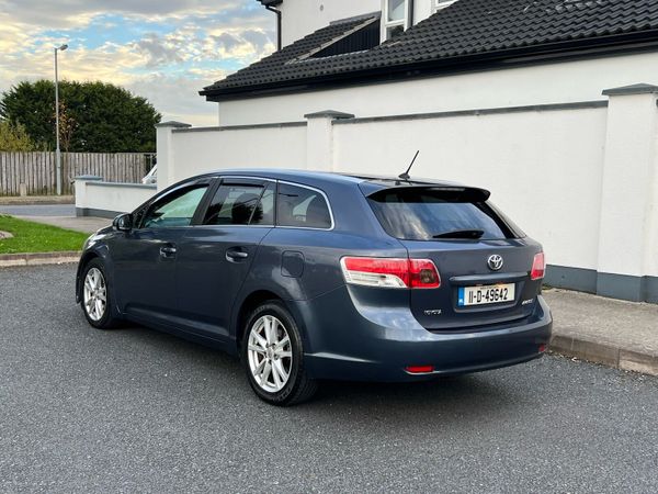Toyota Avensis Estate, Diesel, 2011, Grey