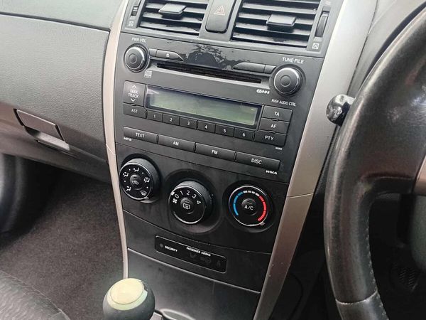 Toyota Corolla Saloon, Diesel, 2008, Blue