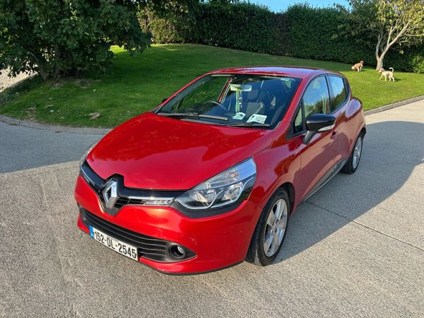 Renault Clio Hatchback, Diesel, 2015, Red