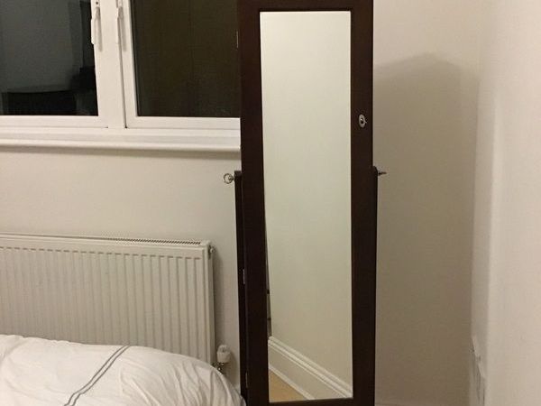 no-image