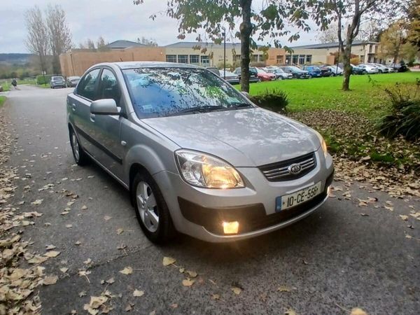 Kia Rio Saloon, Diesel, 2010, Black