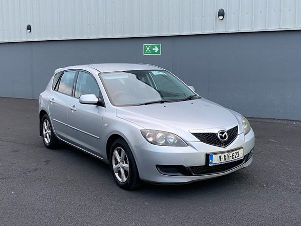 Mazda Mazda3 Hatchback, Petrol, 2011, Silver