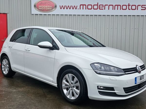 Volkswagen Golf Hatchback, Petrol, 2016, White