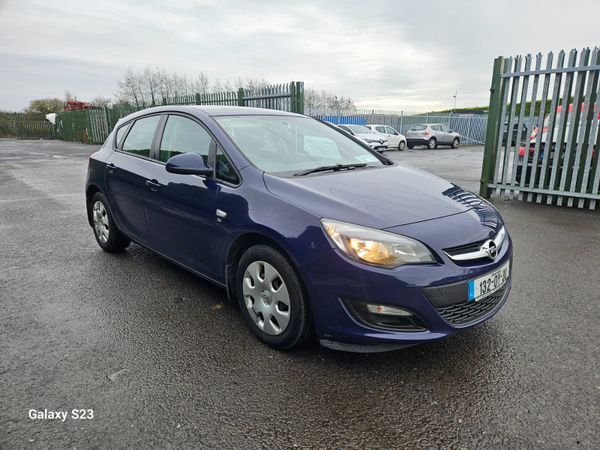 Opel Astra MPV, Petrol, 2013, Blue