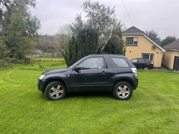 Suzuki Grand Vitara SUV, Diesel, 2007, Black