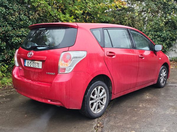Toyota Verso MPV, Diesel, 2010, Red