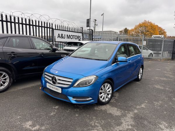 Mercedes-Benz B-Class Hatchback, Petrol, 2014, Blue
