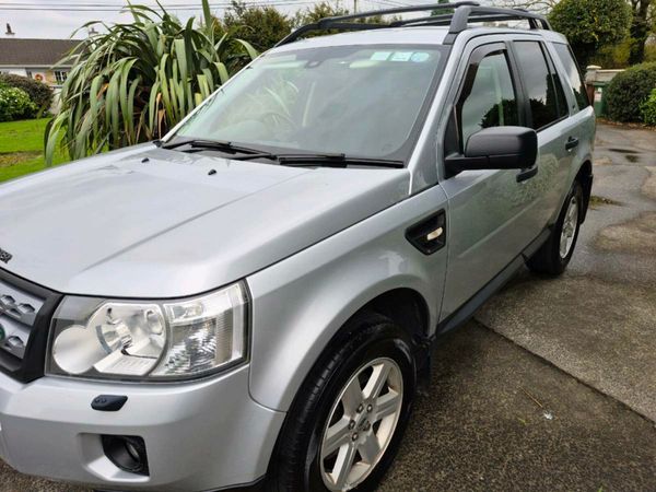 Land Rover Freelander SUV, Diesel, 2012, Silver