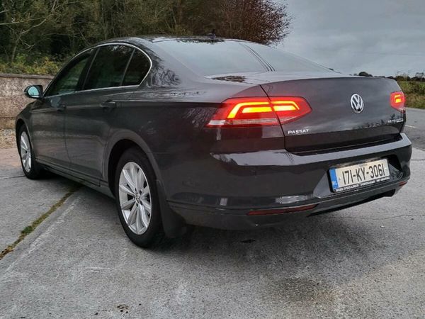 Volkswagen Passat Saloon, Diesel, 2017, Grey