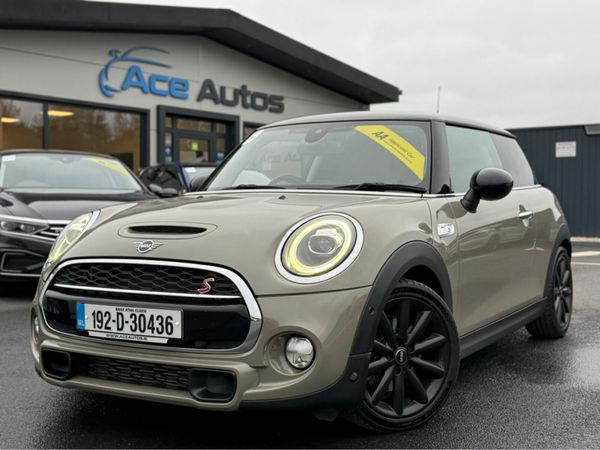 Mini Cooper Hatchback, Diesel, 2019, Grey