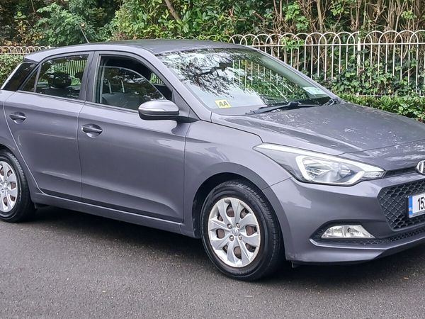 Hyundai i20 Hatchback, Petrol, 2015, Grey