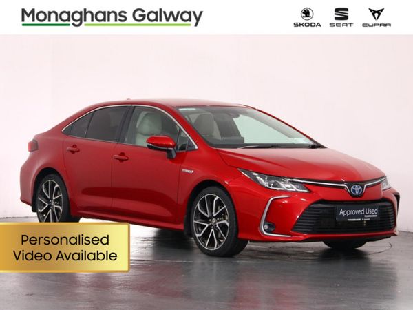 Toyota Corolla Saloon, Petrol Hybrid, 2021, Red