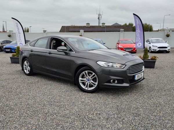 Ford Mondeo Hatchback, Diesel, 2016, Grey