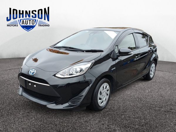 Toyota Aqua Hatchback, Petrol, 2017, Black
