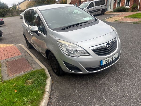 Opel Meriva MPV, Petrol, 2013, Silver