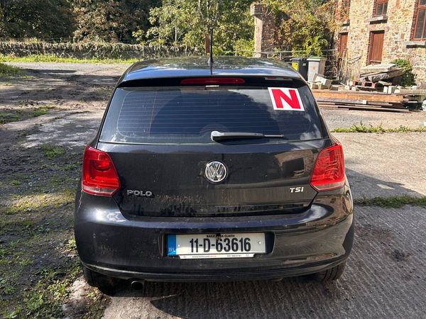 Volkswagen Polo Hatchback, Petrol, 2011, Black