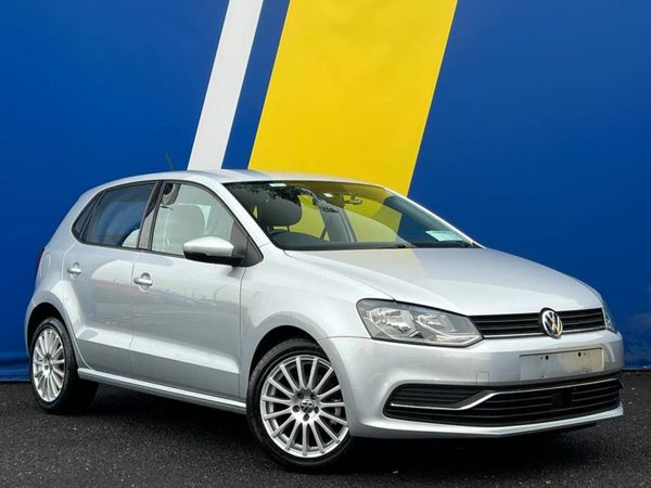 Volkswagen Polo Hatchback, Petrol, 2014, Silver