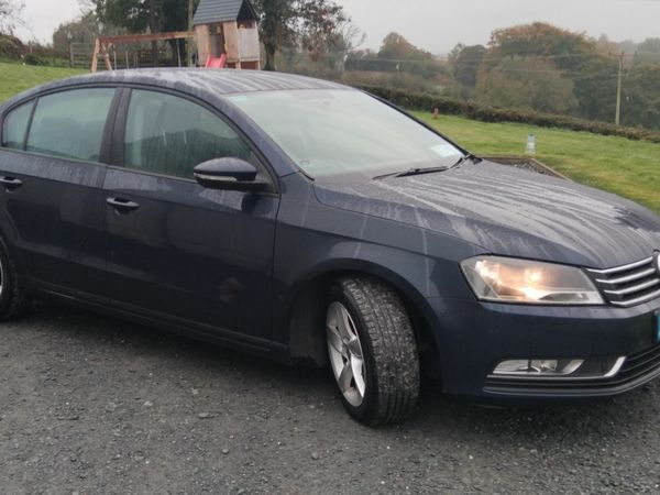 Volkswagen Passat Saloon, Diesel, 2014, Blue