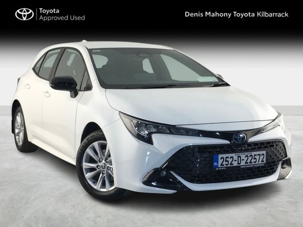 Toyota Corolla Hatchback, Petrol Hybrid, 2025, White