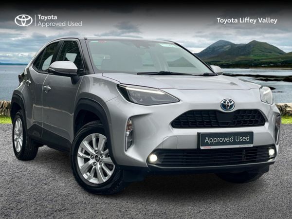 Toyota Yaris Cross Hatchback, Petrol Hybrid, 2022, Grey