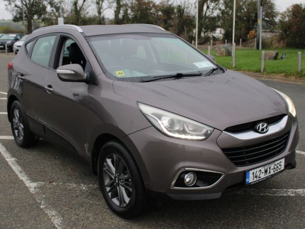 Hyundai ix35 SUV, Diesel, 2014, Gold