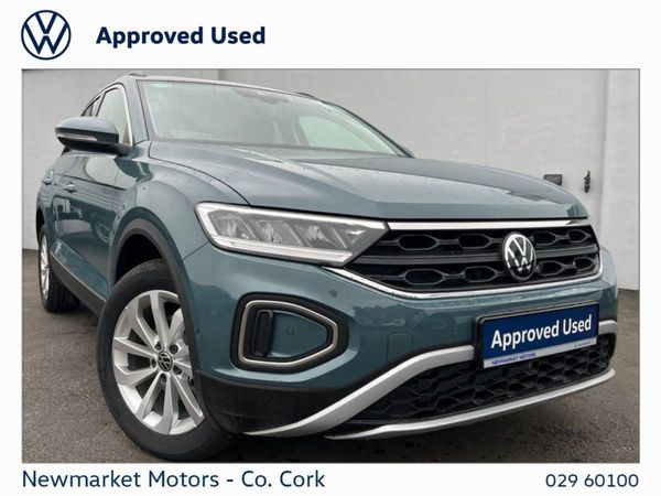 Volkswagen T-Roc SUV, Diesel, 2025, Blue