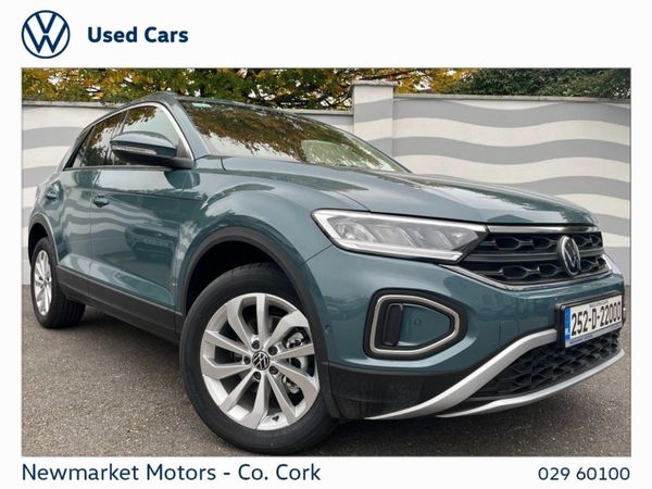 Volkswagen T-Roc SUV, Diesel, 2025, Blue