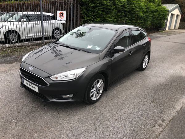 Ford Focus Hatchback, Diesel, 2015, Grey