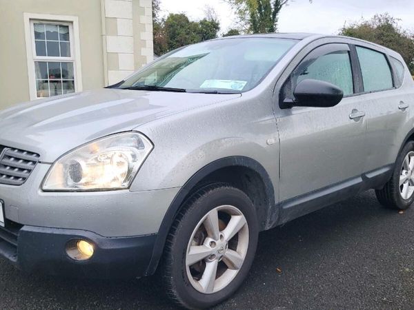 Nissan Qashqai Hatchback, Diesel, 2010, Silver