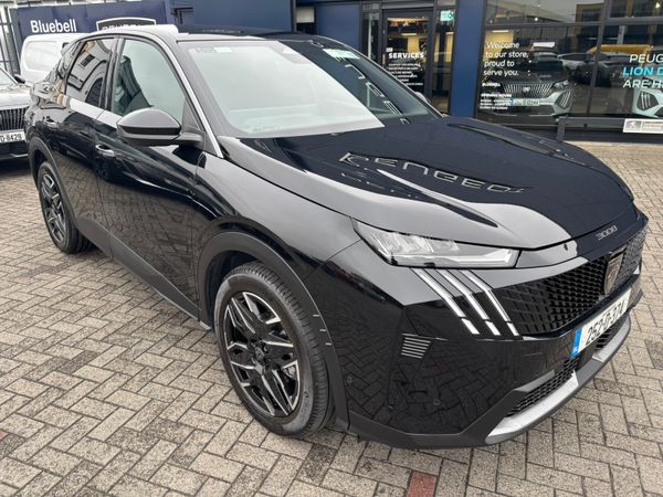 Peugeot 3008 MPV, Petrol, 2025, Black