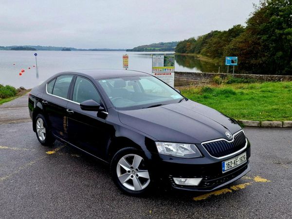 Skoda Octavia Saloon, Diesel, 2016, Black